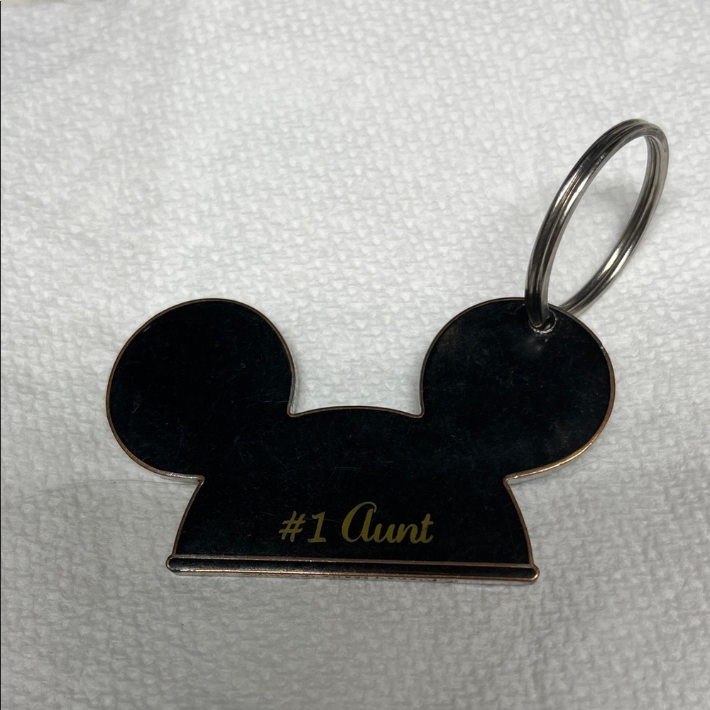 Disney Parks #1 Aunt Mickey mouse keychain Walt Disney World Collectable - Picture 2 of 5